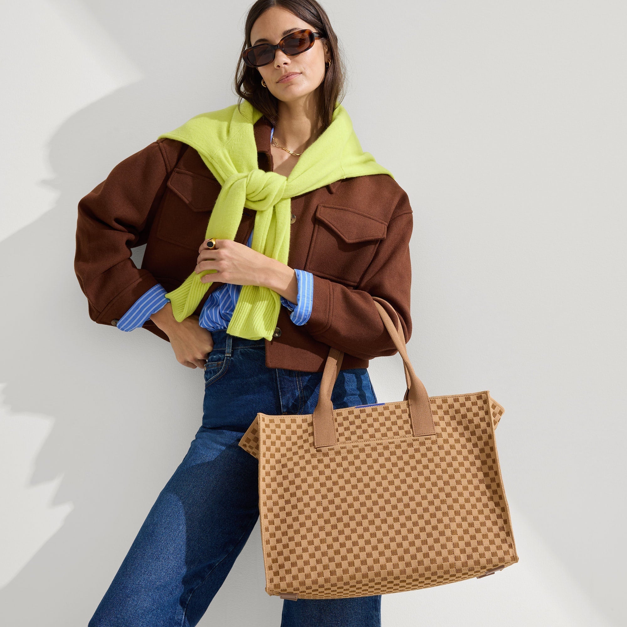 The Classic Tote - Hazelnut - Image 3