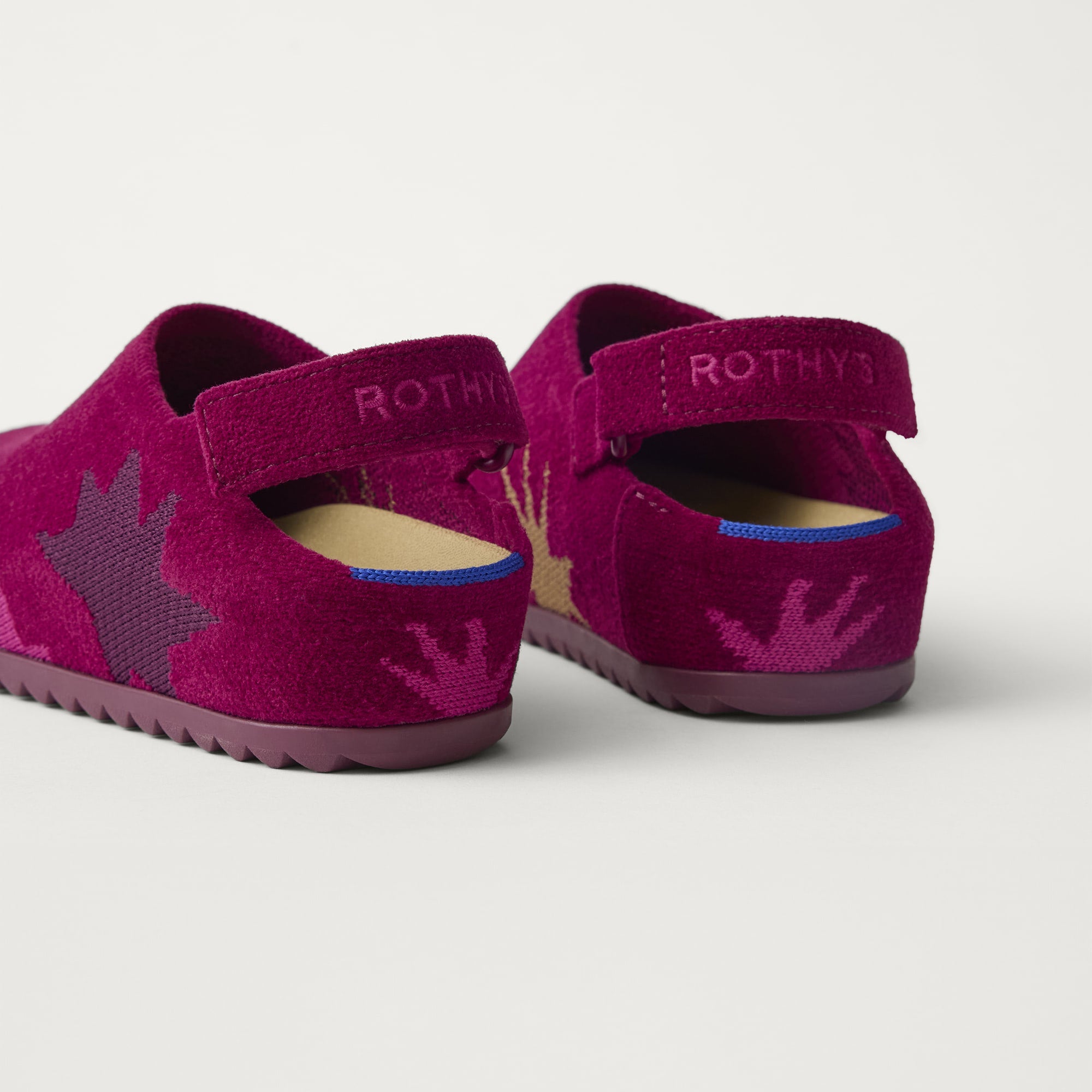 The Kids Clog - ReVelvet™ Fuchsia Burst - Image 4