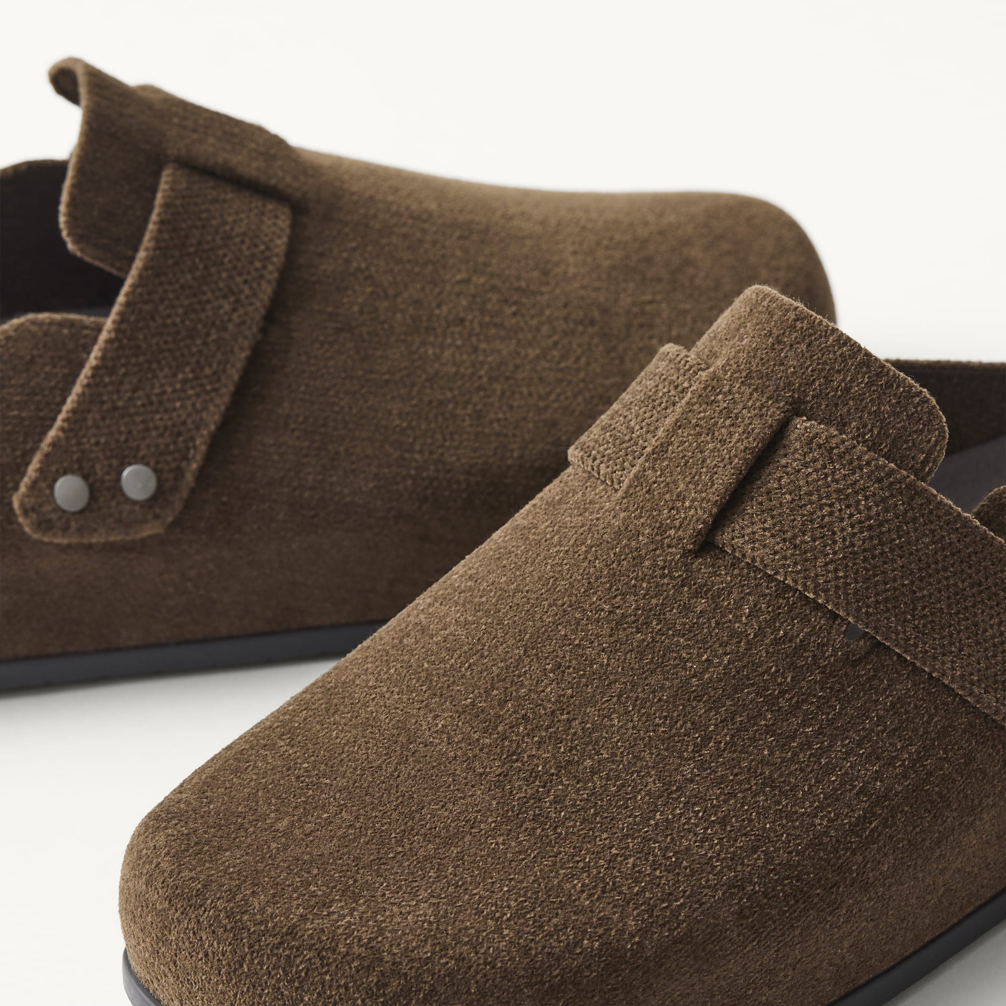 The Men's Clog - ReVelvet™ Bistro - Image 6
