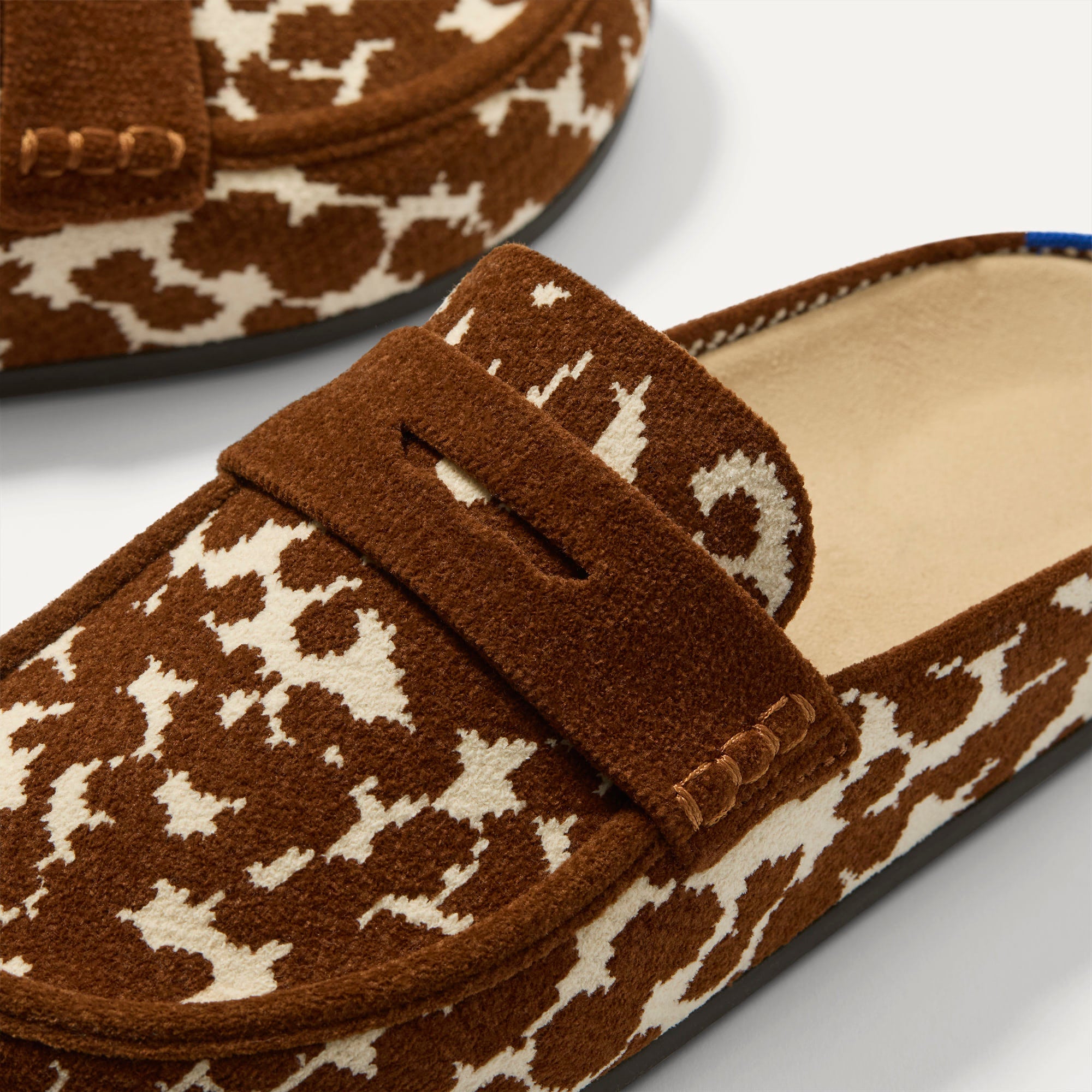 The Penny Clog - ReVelvet™ Rodeo Torte - Image 5