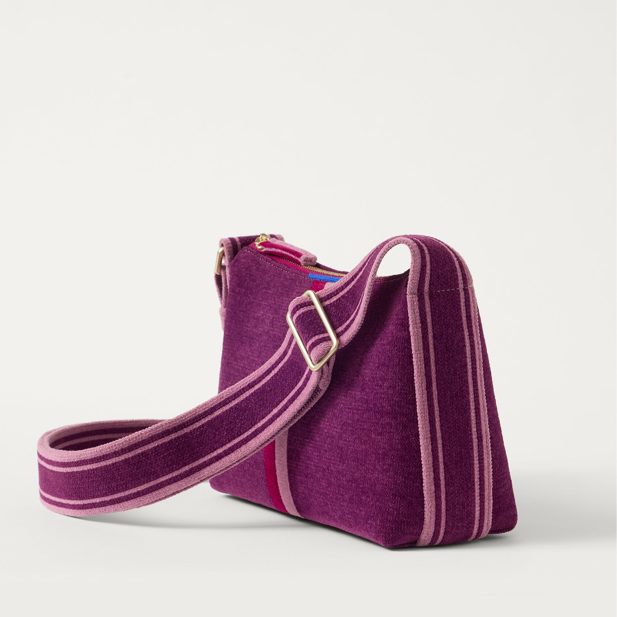 The Casual Crossbody - ReVelvetâ„¢ Orchid - Image 5